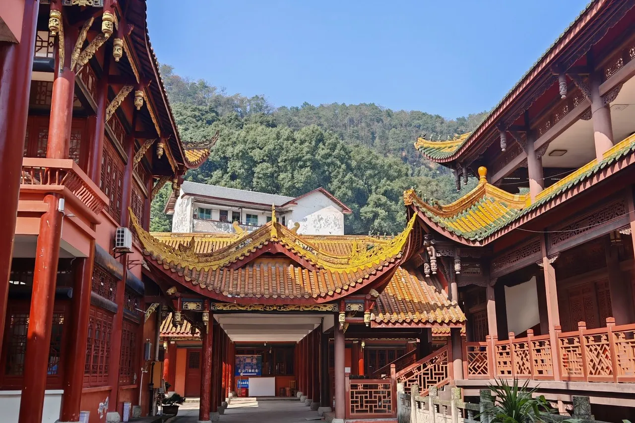Fangshan – Zhongfeng Temple 1