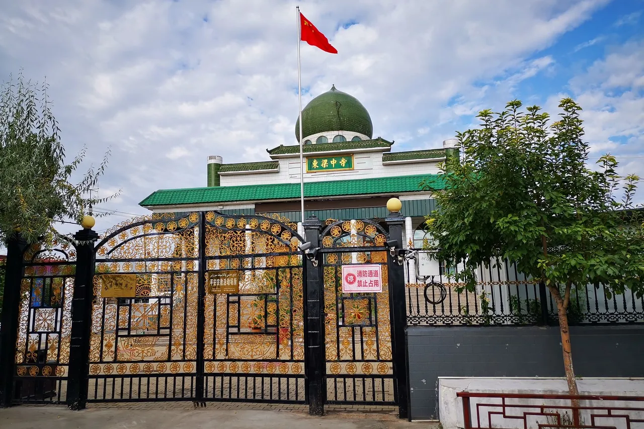 Dongliang Central Temple 2