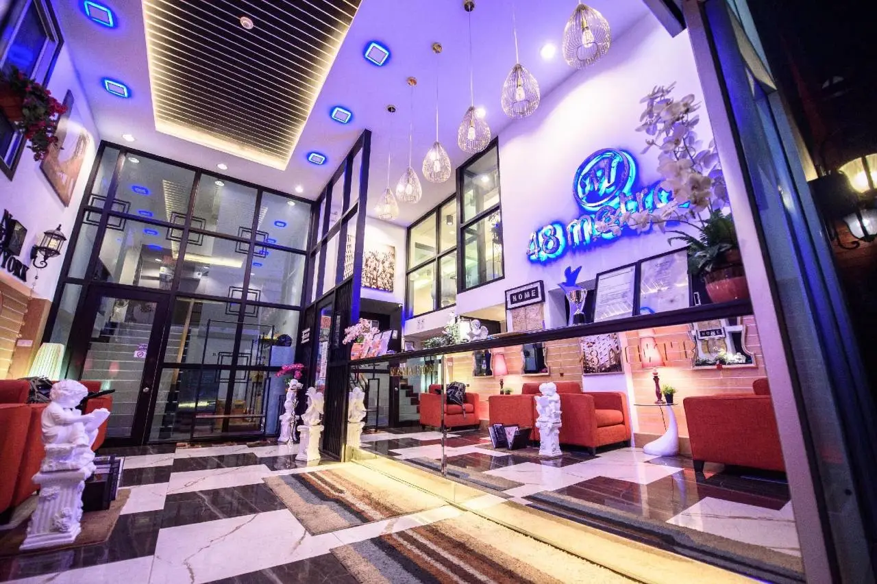 48 Metro Hotel 7