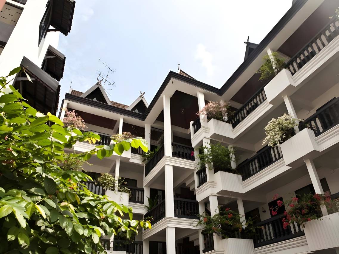 Borarn House Hotel 6