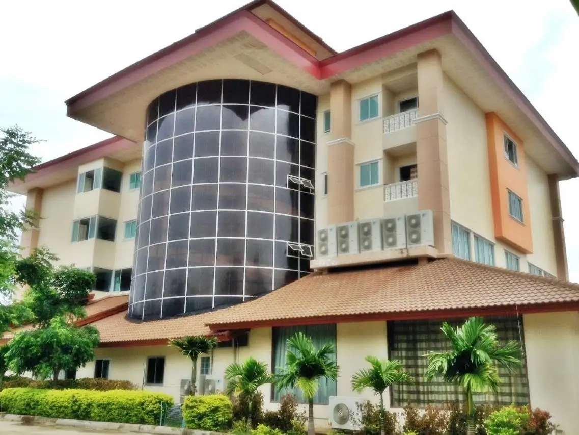 Butnamtong Hotel 2