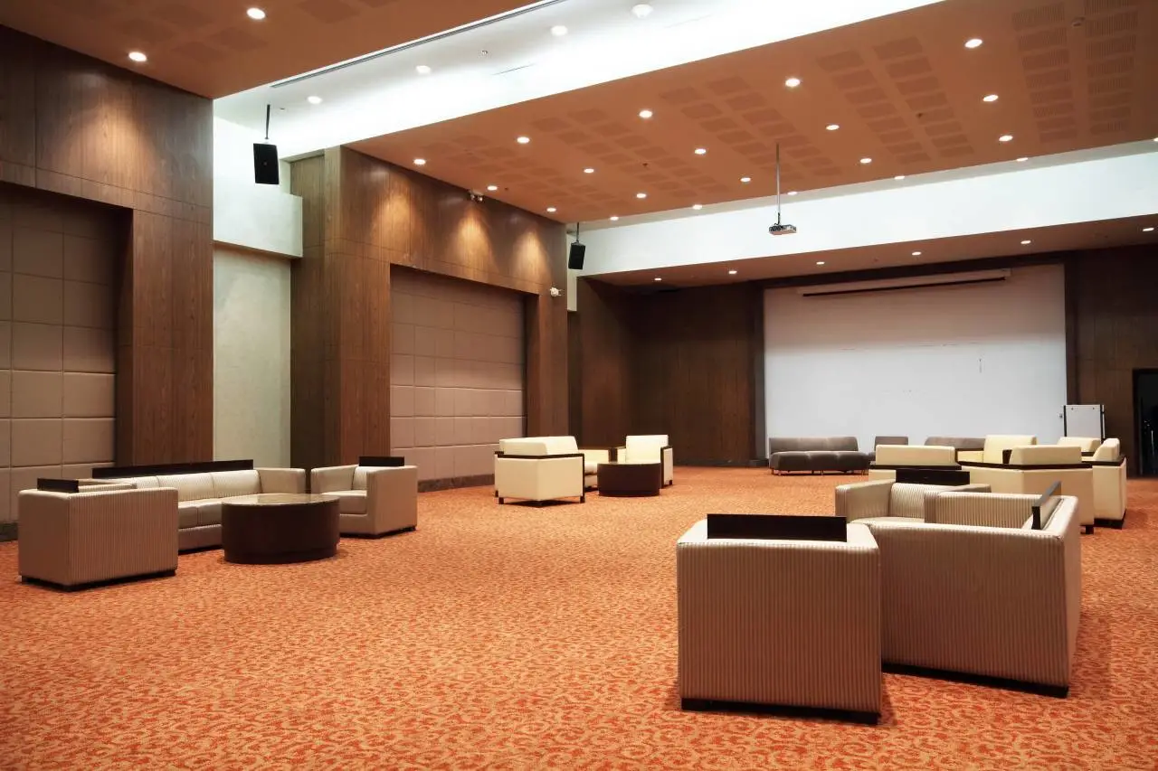 Centara Life Government Complex Hotel & Convention Centre 7