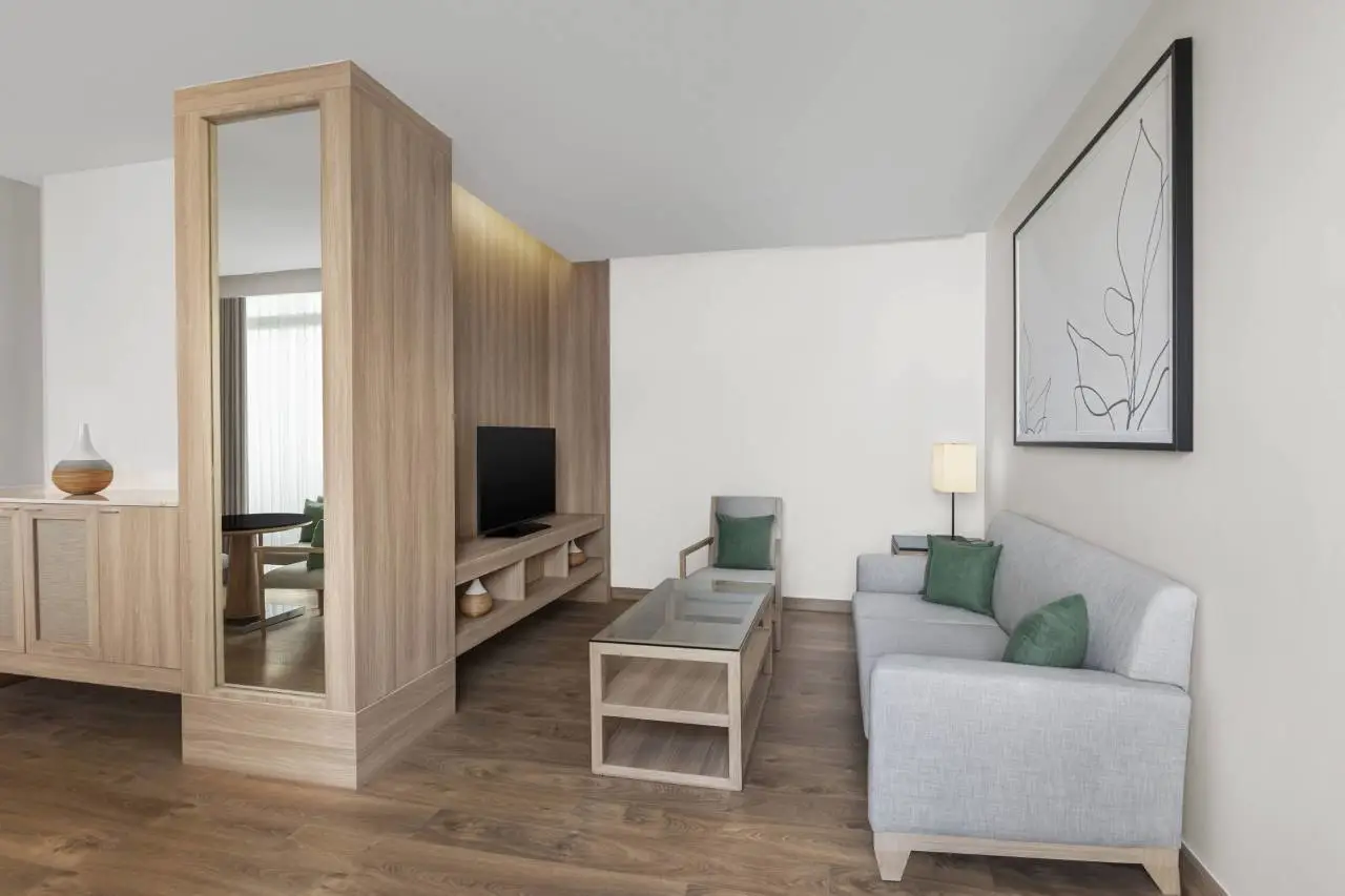 Courtyard by Marriott Bangkok 2