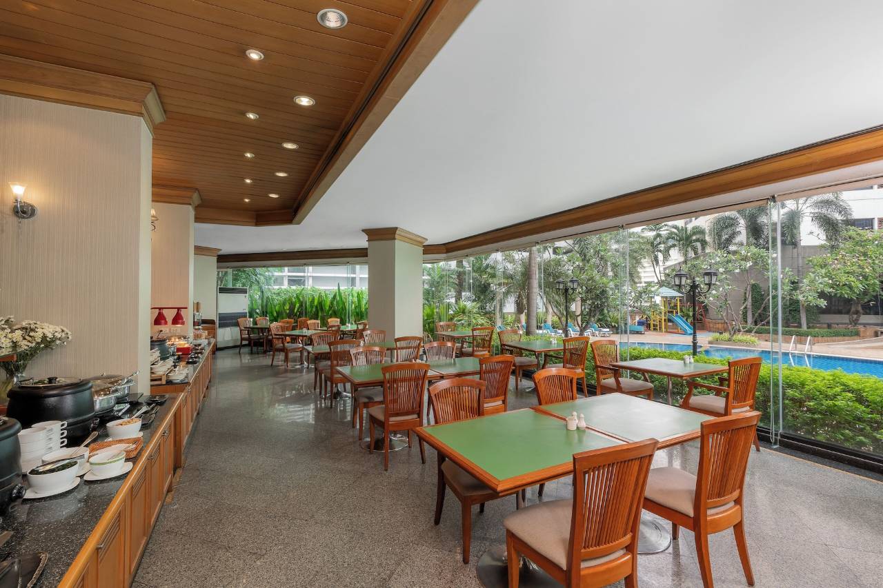 Grand Diamond Suites Hotel 4