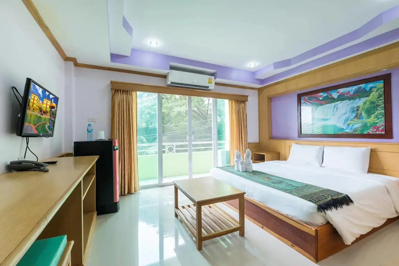 Hiso Place Hotel 7