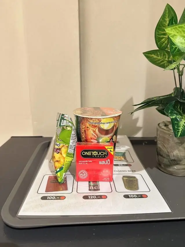 曼谷素坤逸F公寓酒店 6