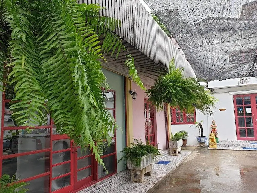 Super Hostel - the House 2