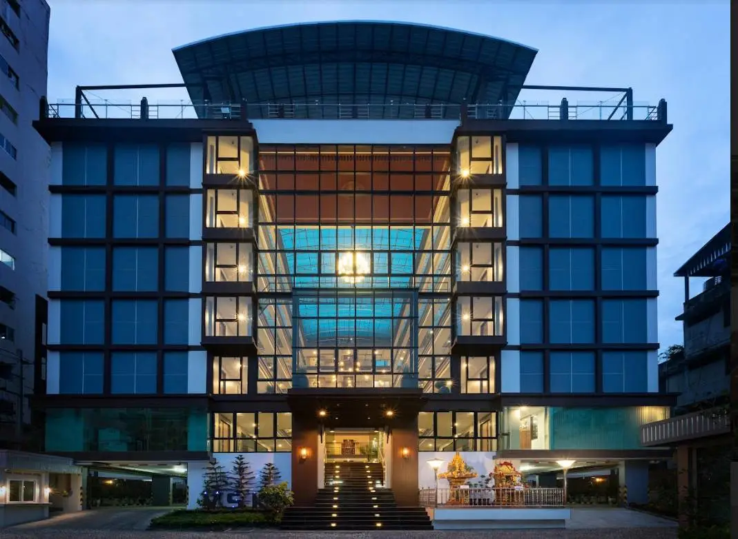 VSK RESIDENCE At Suvarnabhumi Airport 1