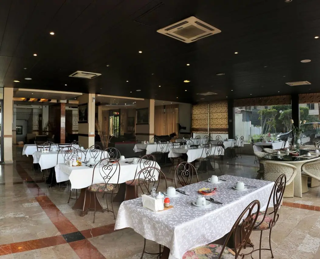 假日套房酒店及海滩度假村 4