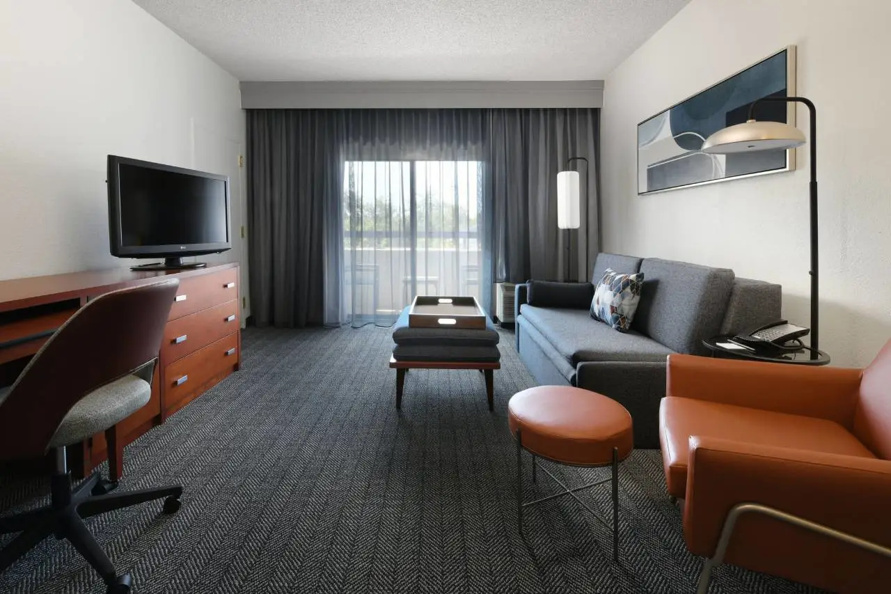 Courtyard Dallas Las Colinas 3