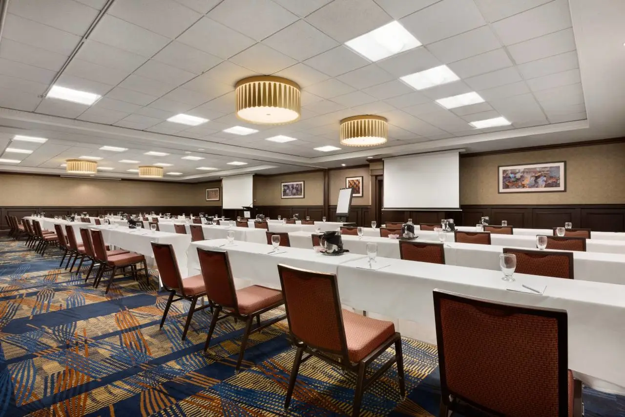 Embassy Suites by Hilton Dallas DFW Airport South 6