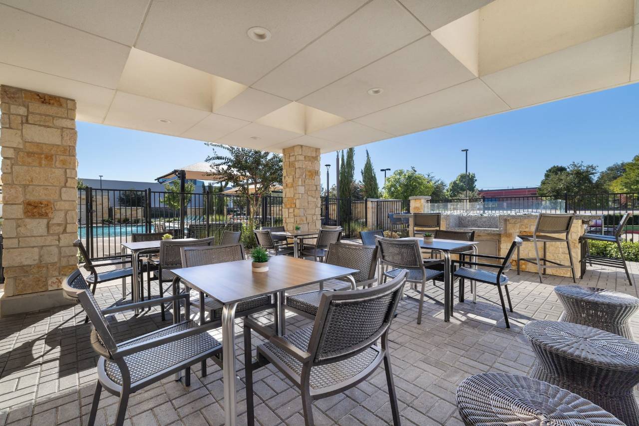 Home2 Suites by Hilton Dallas Addison 7