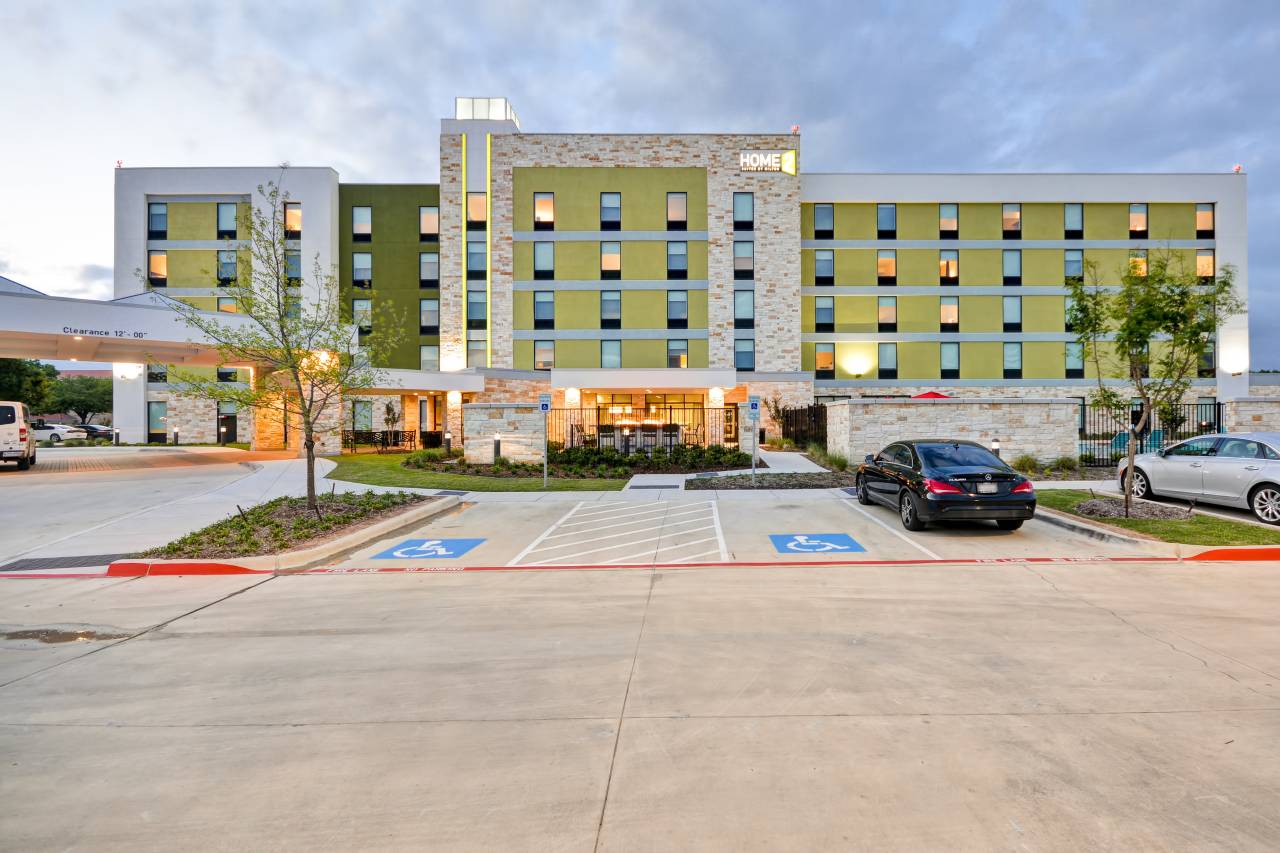 Home2 Suites by Hilton Dallas Addison 2