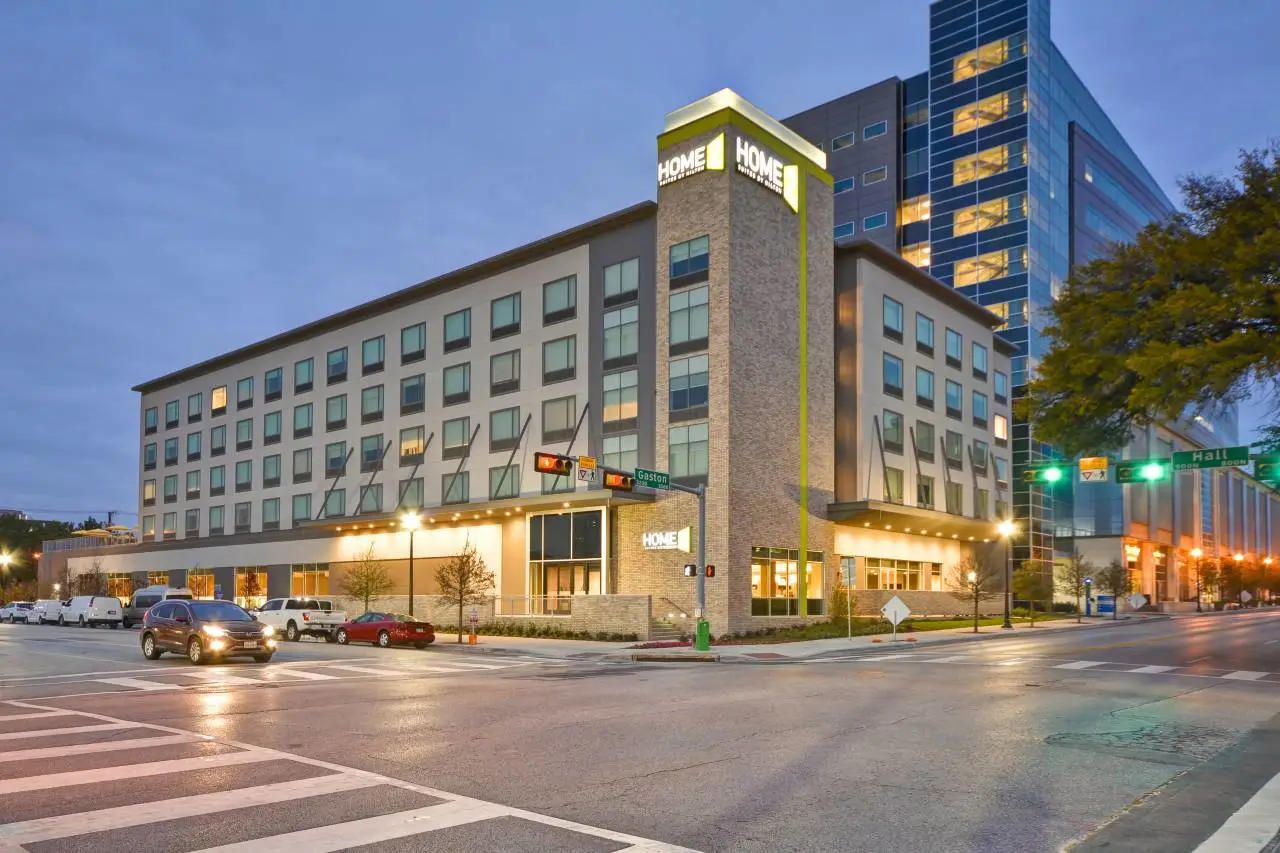 Home2 Suites by Hilton Dallas Downtown at Baylor Scott & White 2