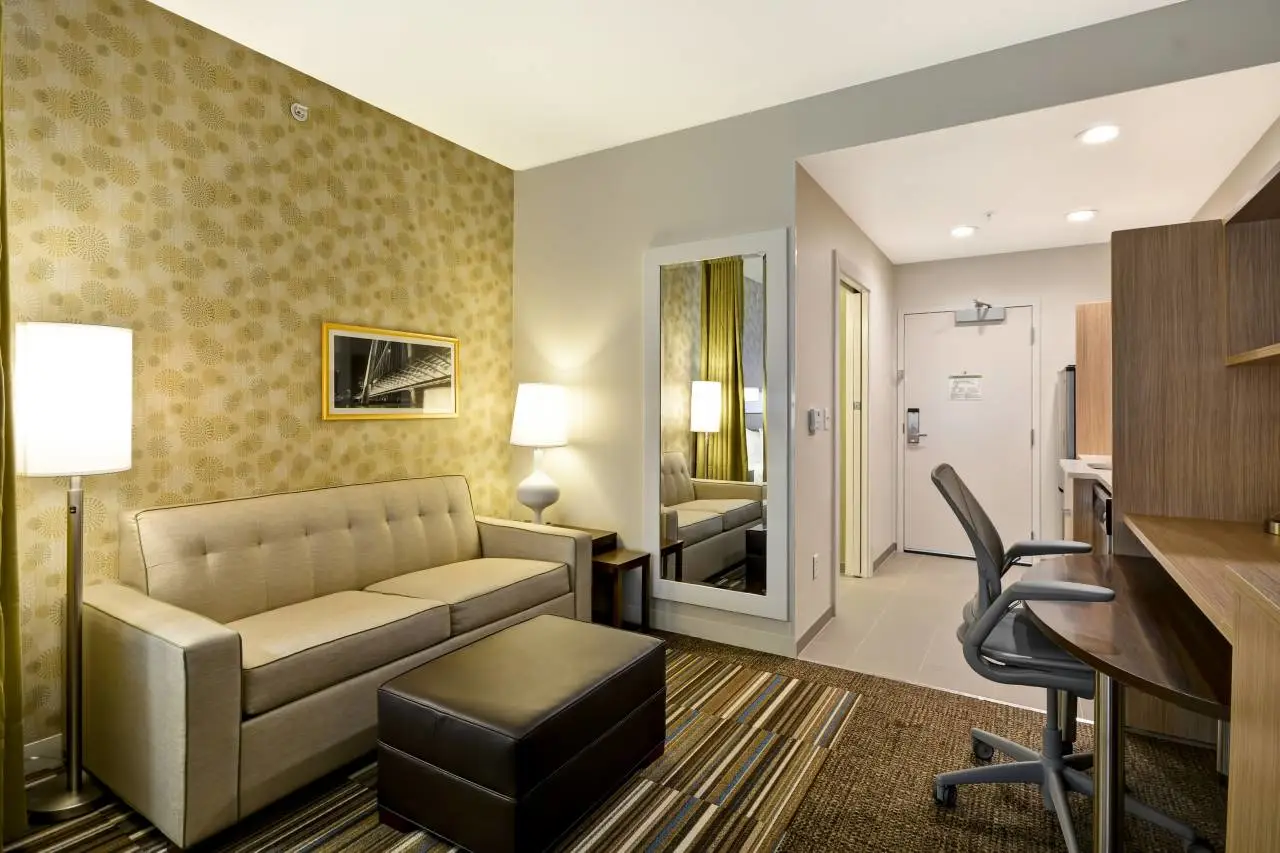 Home2 Suites by Hilton Dallas Downtown at Baylor Scott & White 3