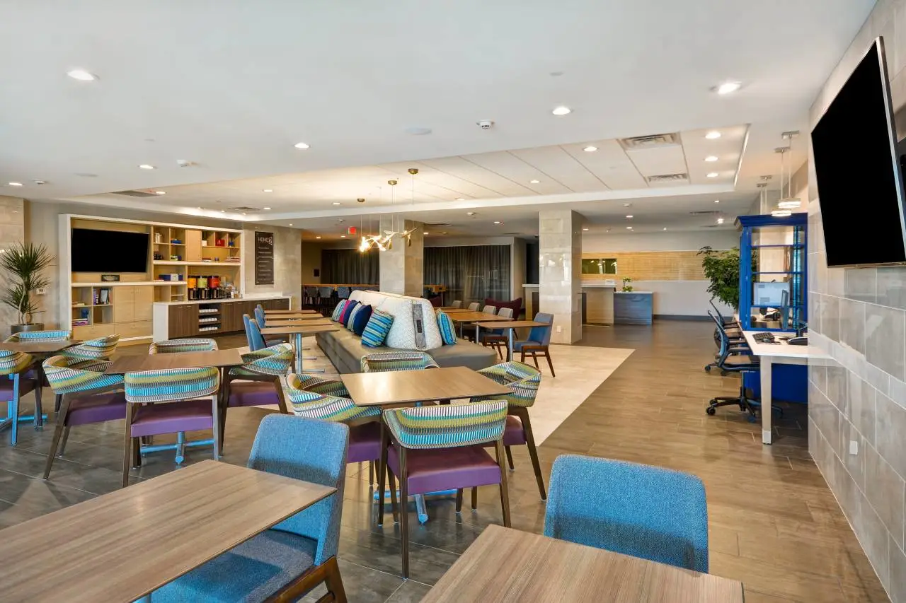 Home2 Suites by Hilton Plano Legacy West 4