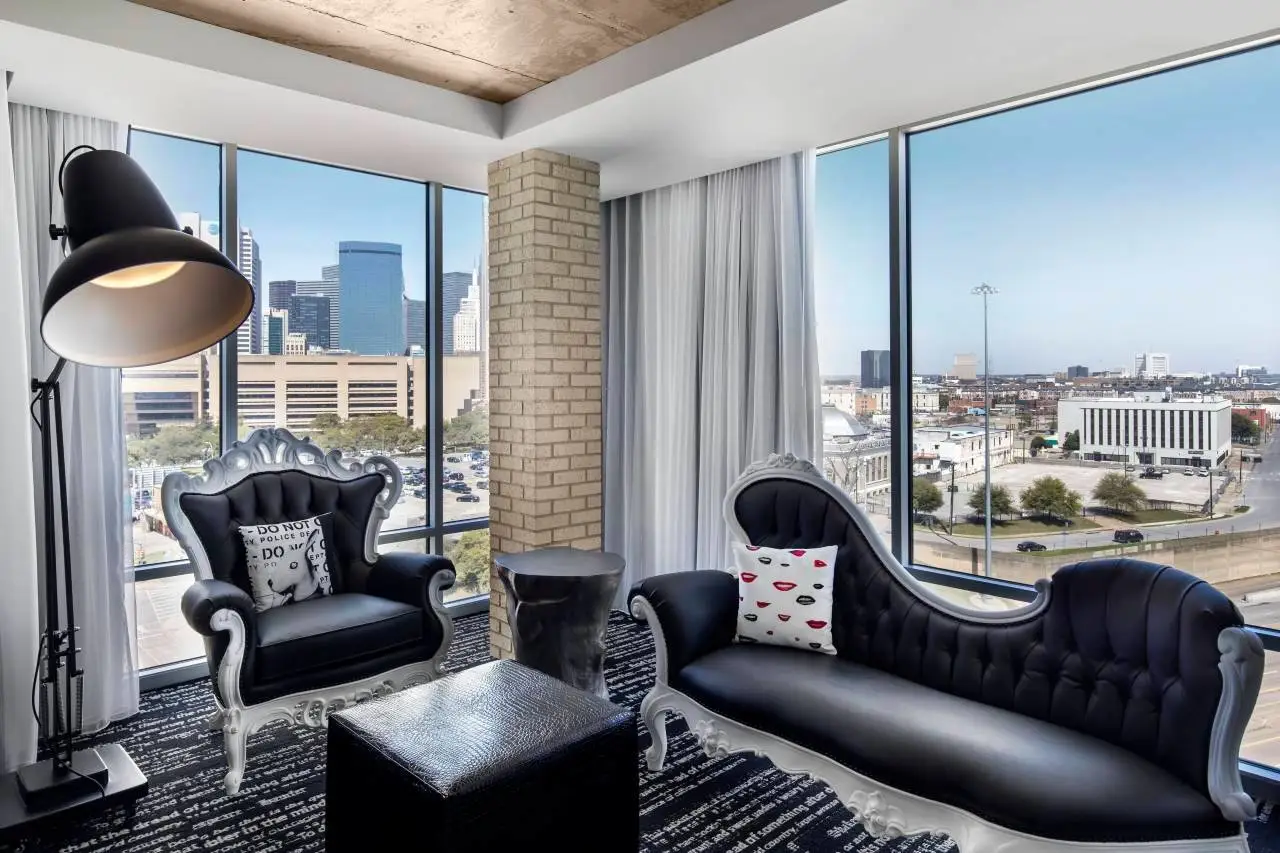 Lorenzo Hotel Dallas, Tapestry Collection by Hilton 3