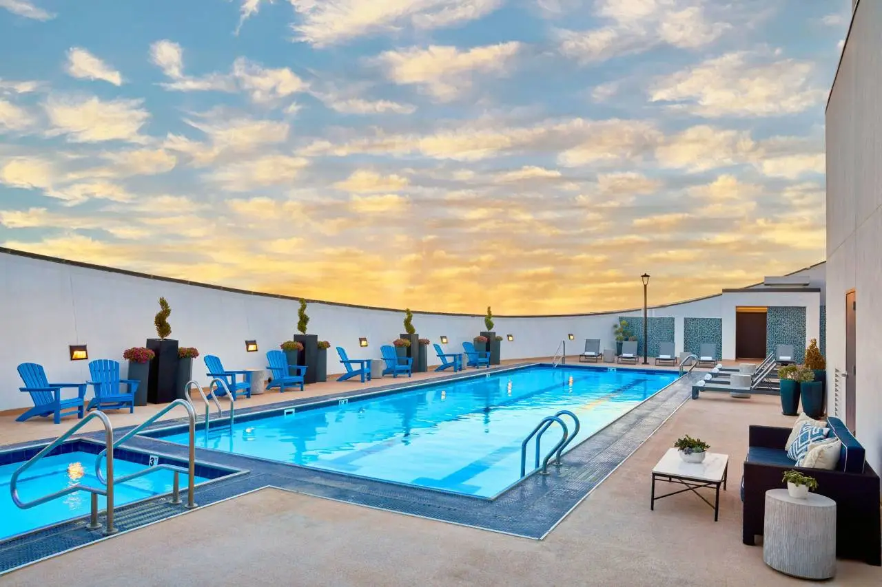 Renaissance Dallas Hotel 1