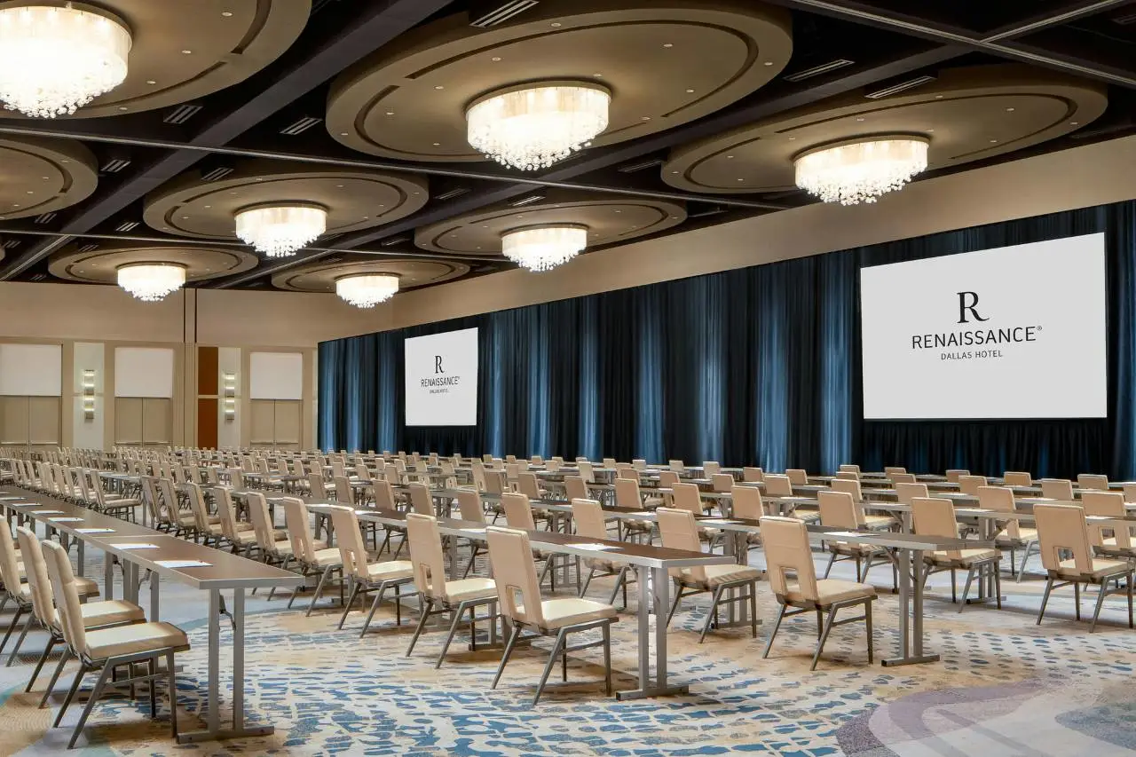 Renaissance Dallas Hotel 6