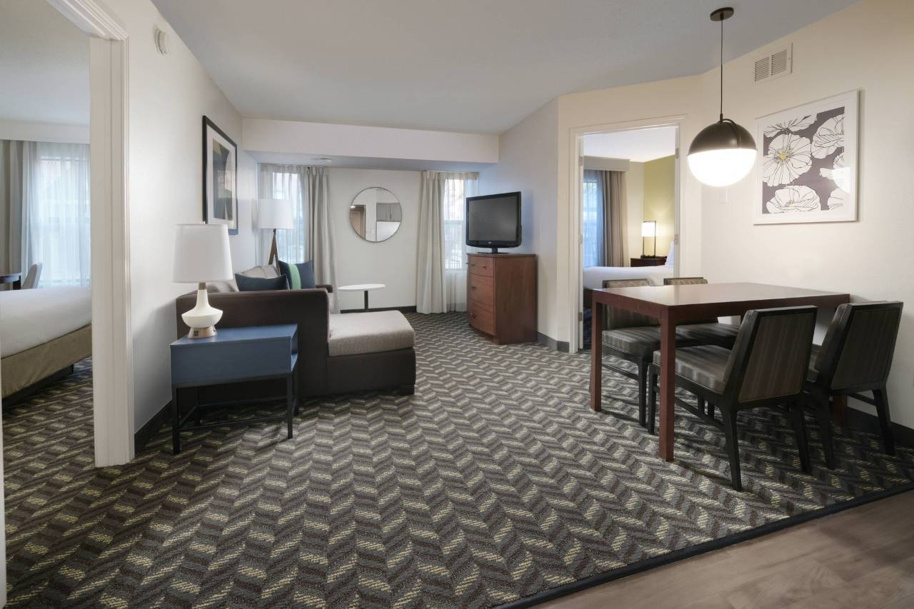 Residence Inn Dallas Addison/Quorum Drive 2