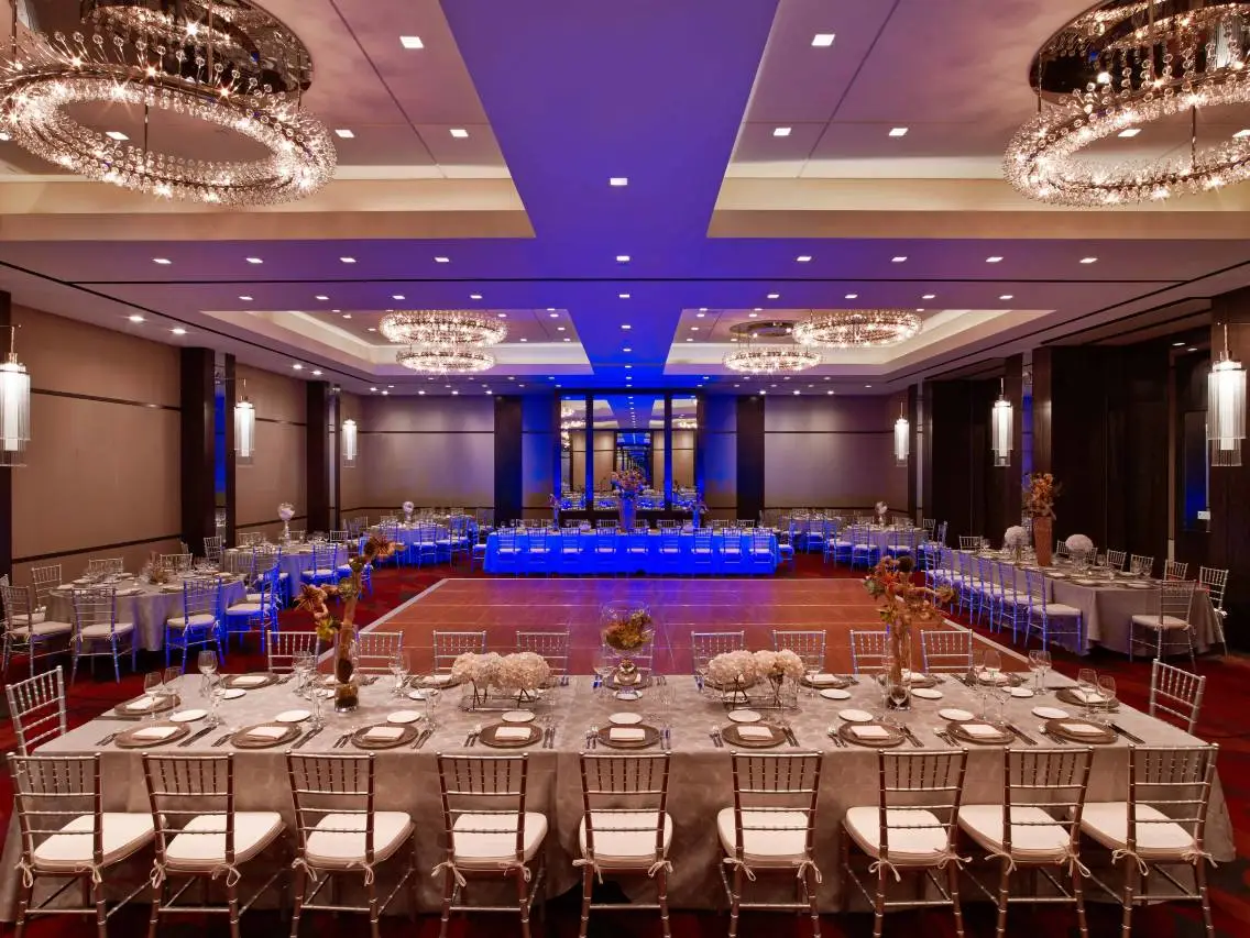 The Joule Dallas 4