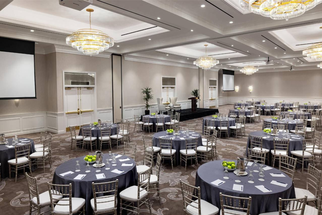 Warwick Melrose Hotel 4