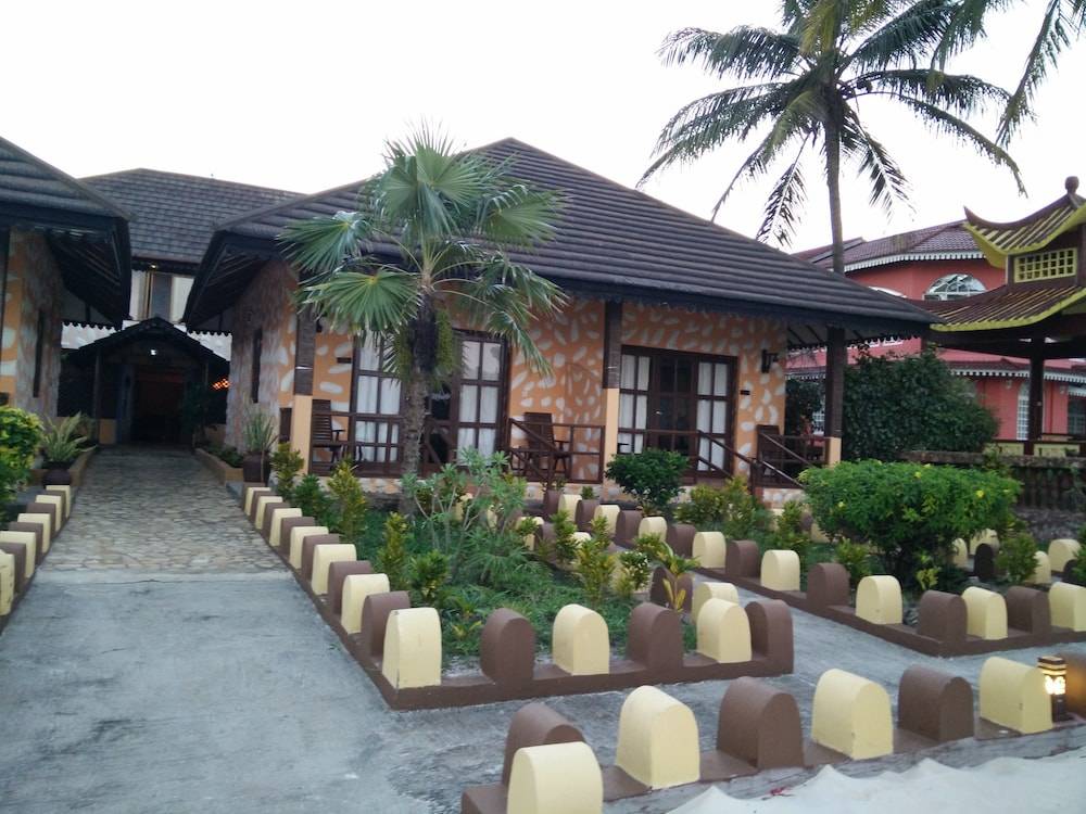 Arabian Nights Hotel 1