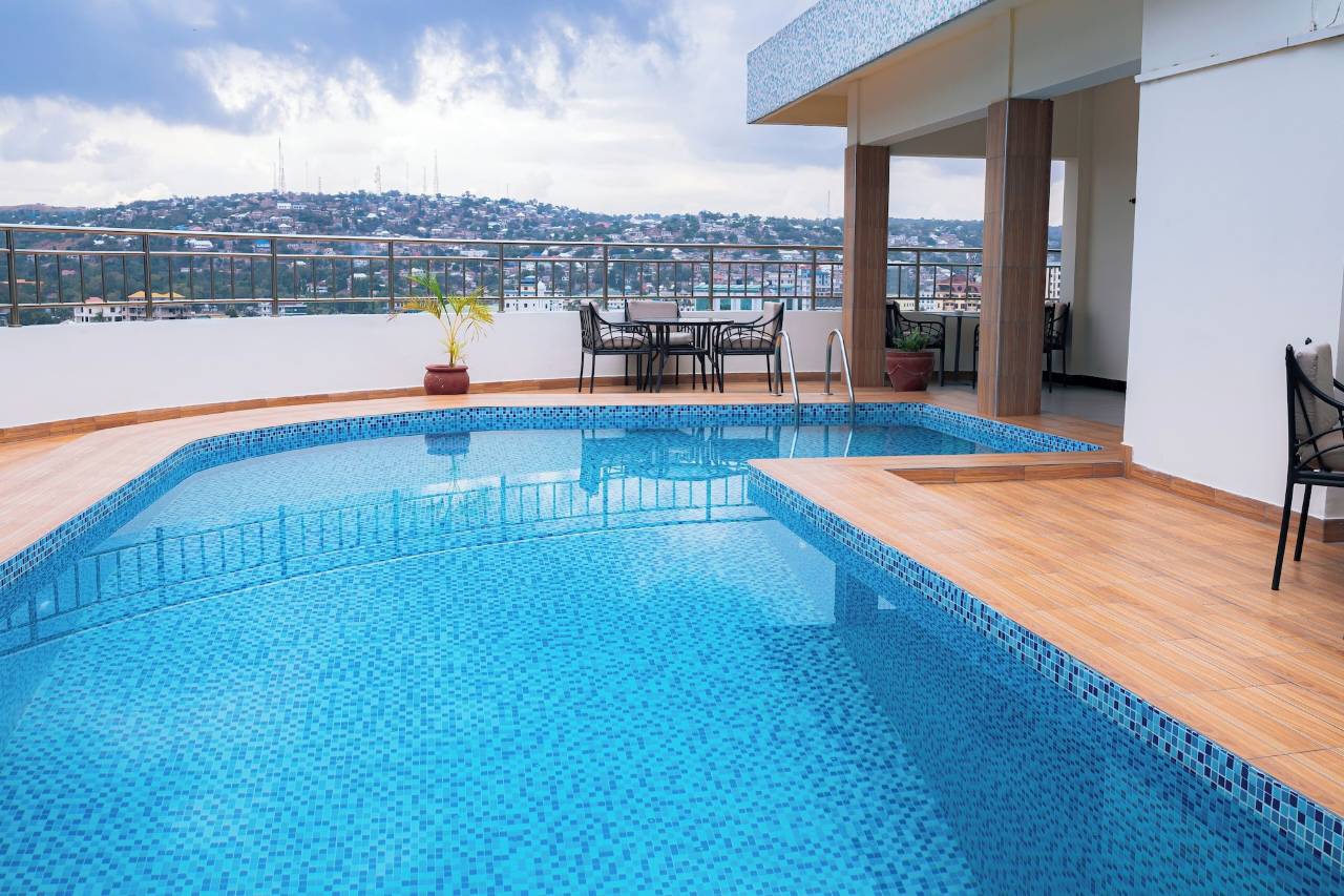 Gold Crest Hotel 5