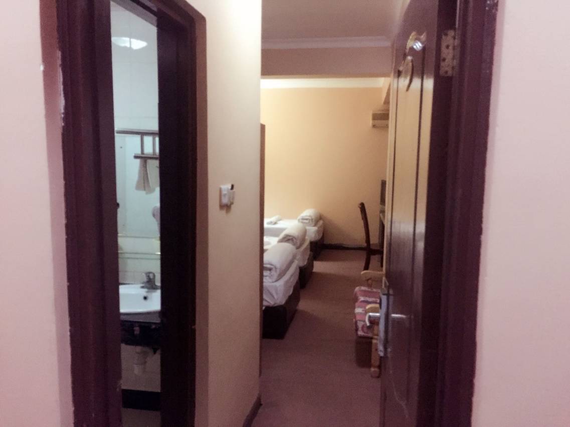 New Yue Tan Hotel 7