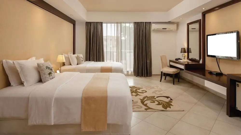 Peninsula Hotel Dar Es Salaam 3