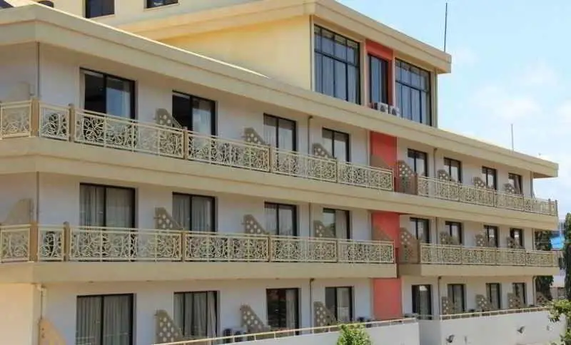 Peninsula Hotel Dar Es Salaam 1