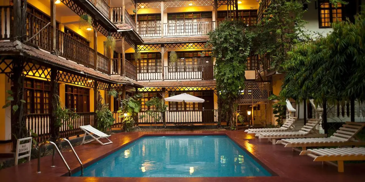 Protea Hotel Dar es Salaam Courtyard 5