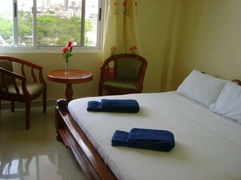 Royal Mirage Hotel 4