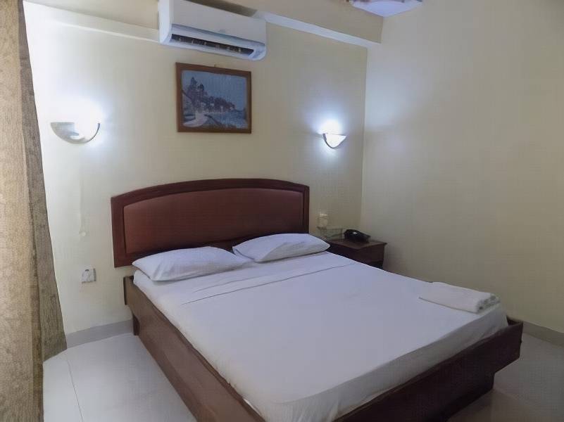 The Bedroom Hotel 1