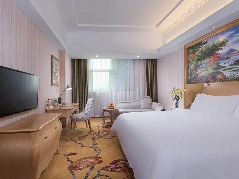 Bailaiya International Hotel (Foshan Guanyao Hui Li Plaza) 3