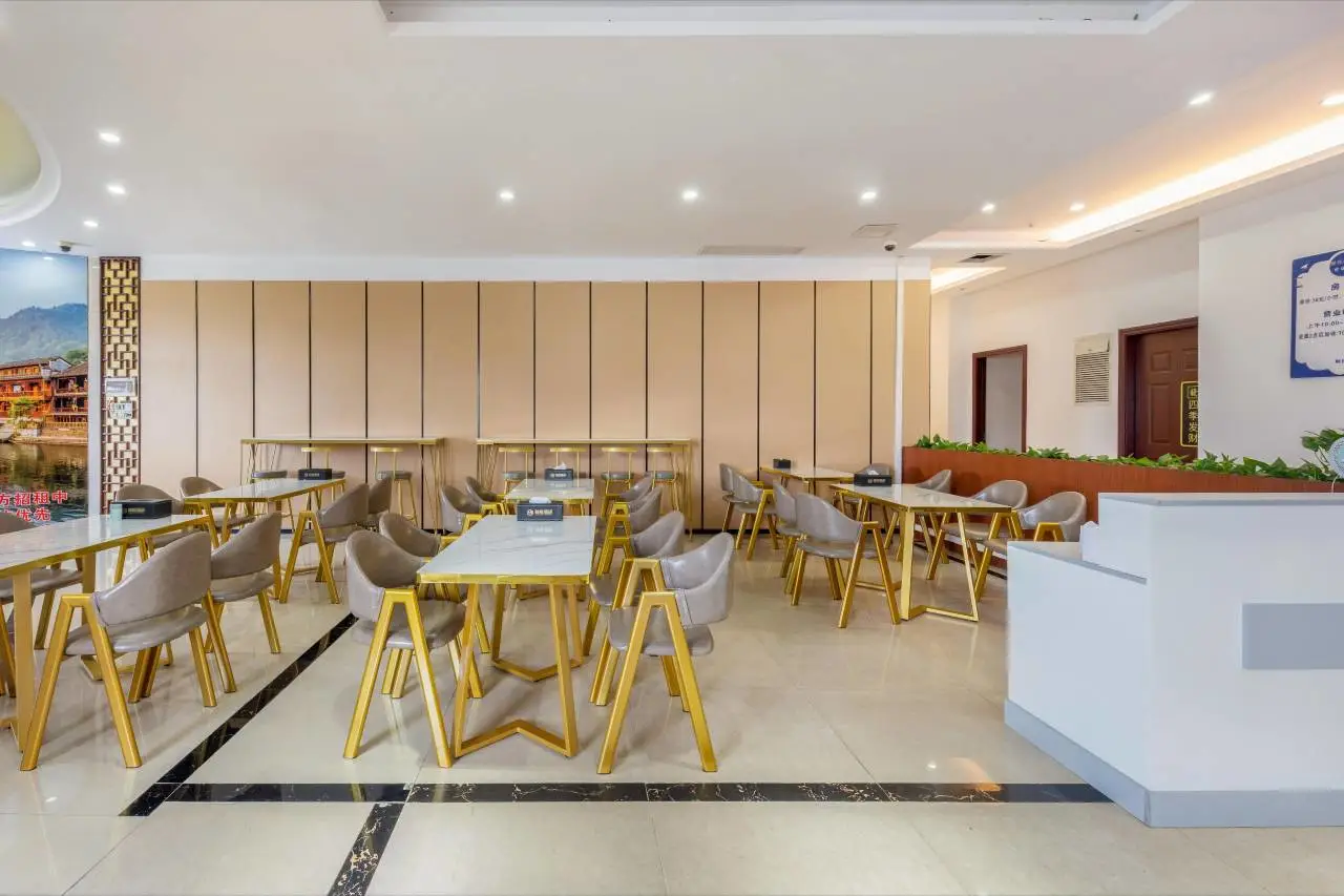 Caoyue Hotel (Foshan Ceramics Headquarters Huyong Subway Station Store) β Caoyue Hotel Foshan Ceramics Headquarter Huyong Subway Station Branch 4