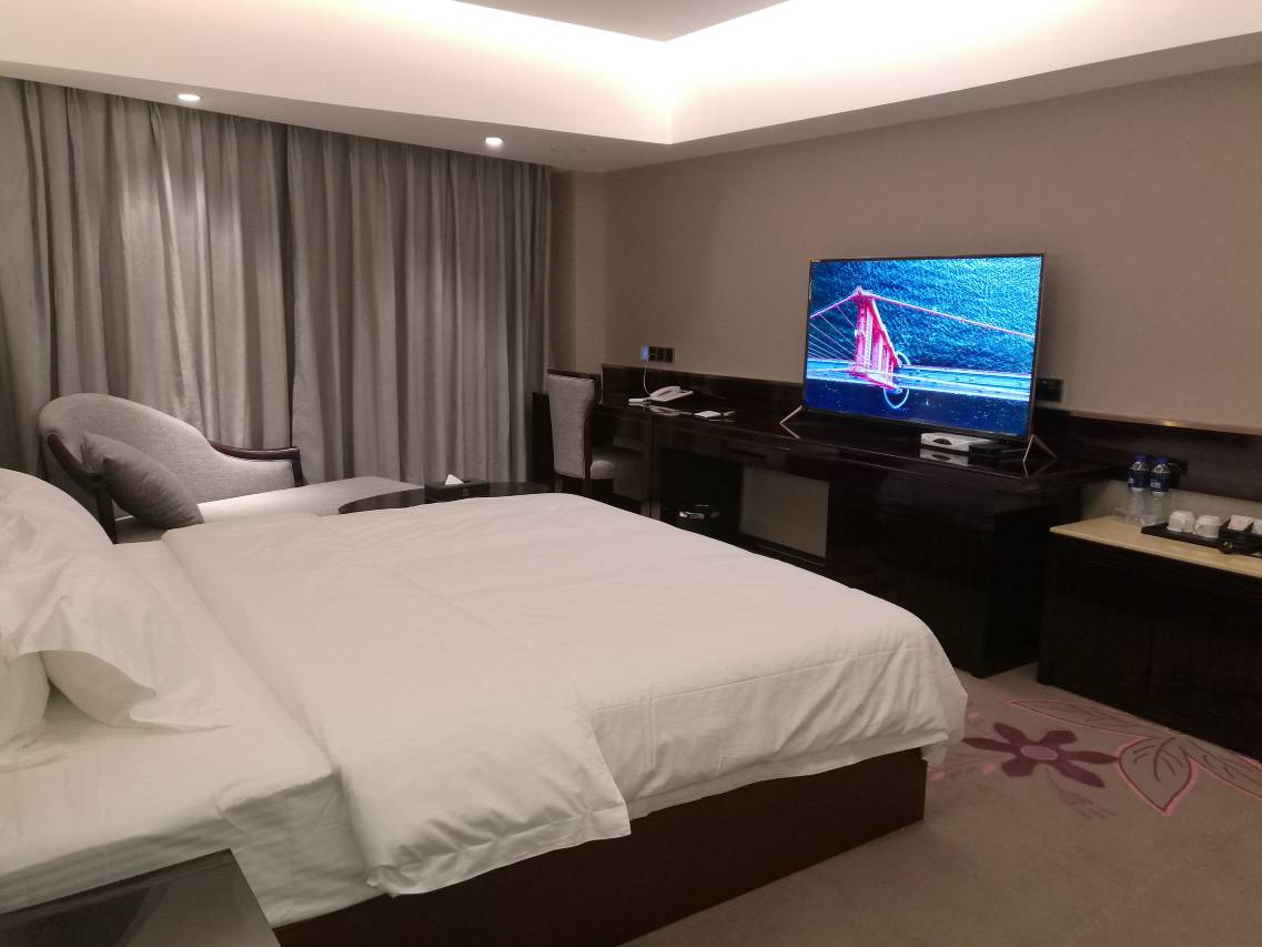 Foshan Jinquan Grand Hotel (Foshan Xishao Mountain Timeless Love Store) 3
