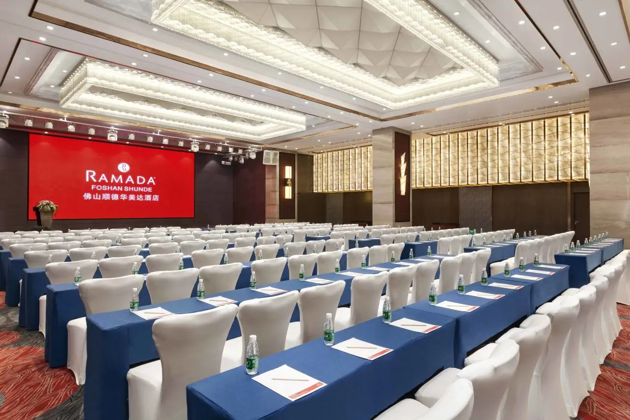 佛山顺德华美达酒店(乐从家具城店) 6