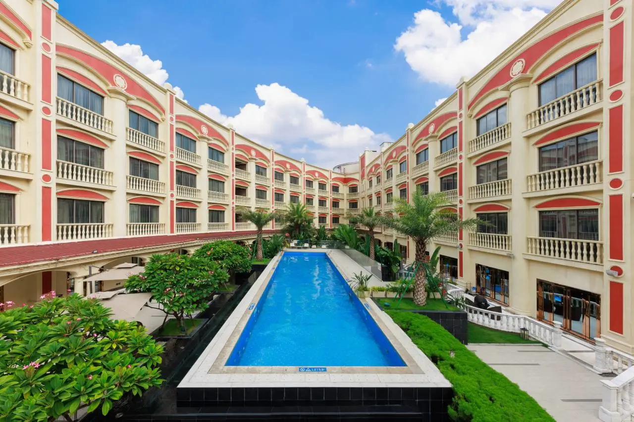 Foshan Shunde Sunlon Wyndham Hotel (Guangzhou South Railway Station Jinlong Subway Station Store) 1