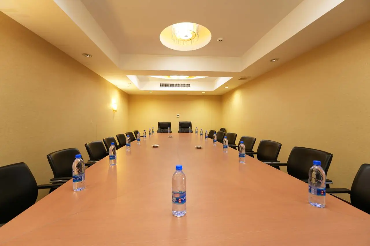 Guangbin Man Diao Hotel (Foshan Lishui Wanli Plaza Store) 5