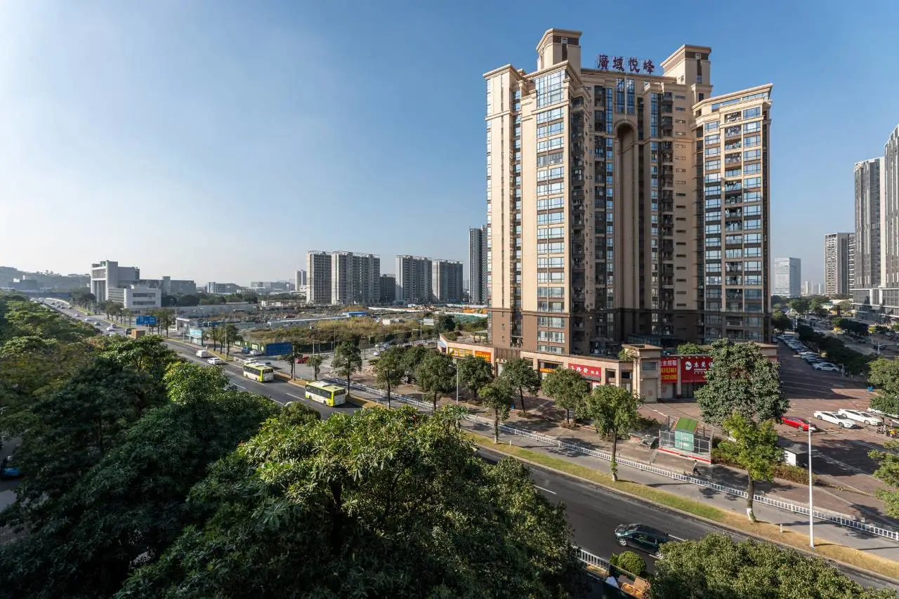 宜必思酒店(佛山顺德顺联广场店) 7