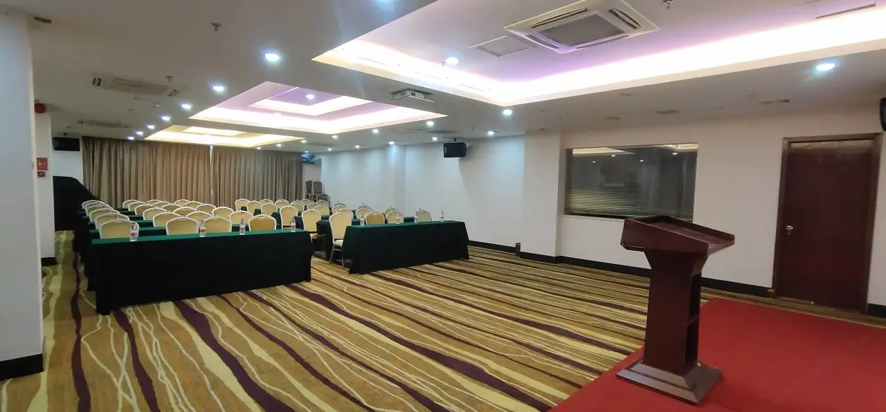 喜悦酒店(千灯湖金铂中心店) 6