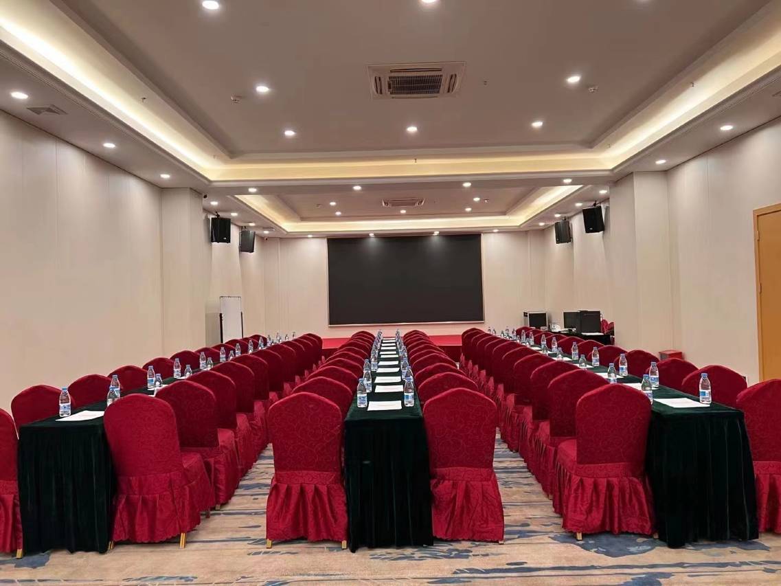 Vienna Hotel (Foshan Dalan Songgang Central Store) 5