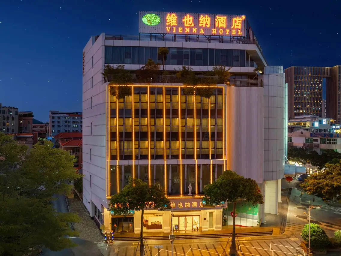 维也纳酒店(佛山龙江会展中心店) 2