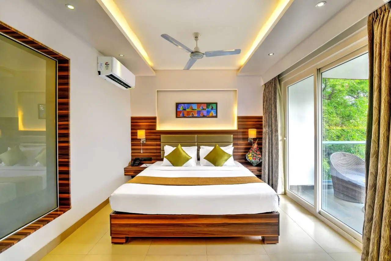 Celebrity Resort 3
