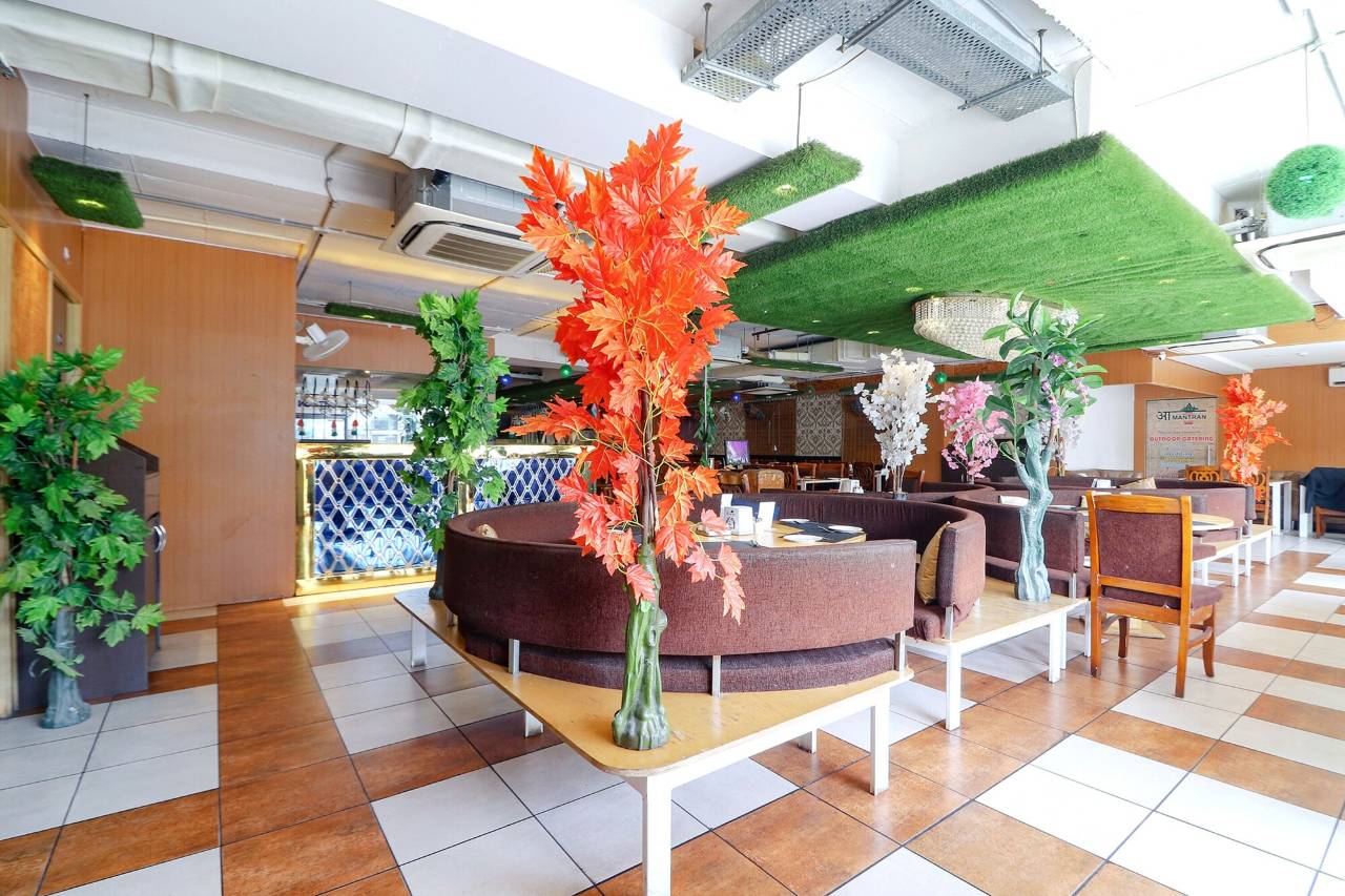 FabHotel Aamantran & Banquet Halls 6