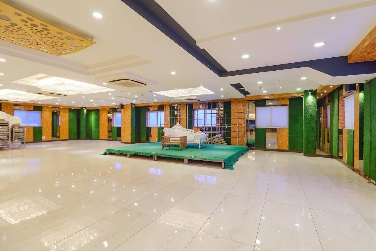 FabHotel Aamantran & Banquet Halls 5