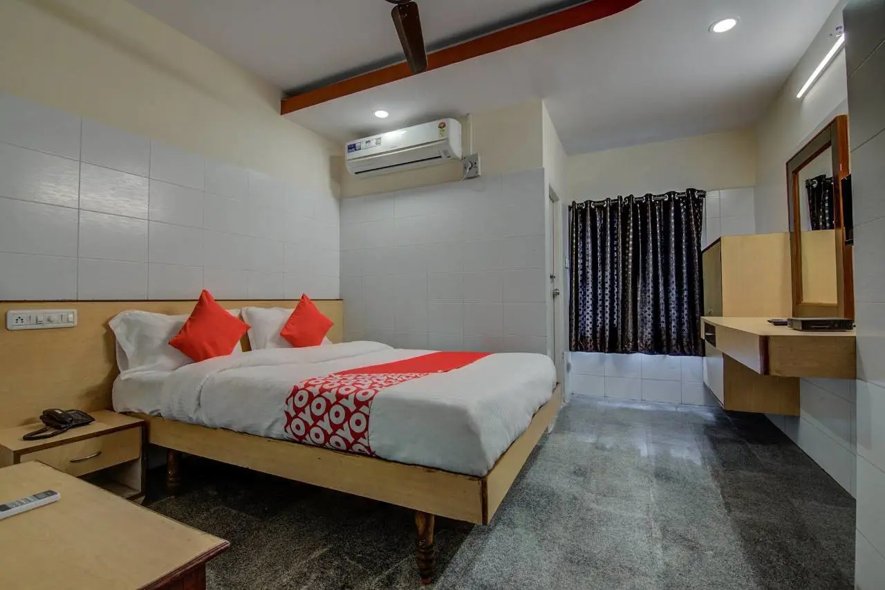 Hotel O Mayur's Residency 3