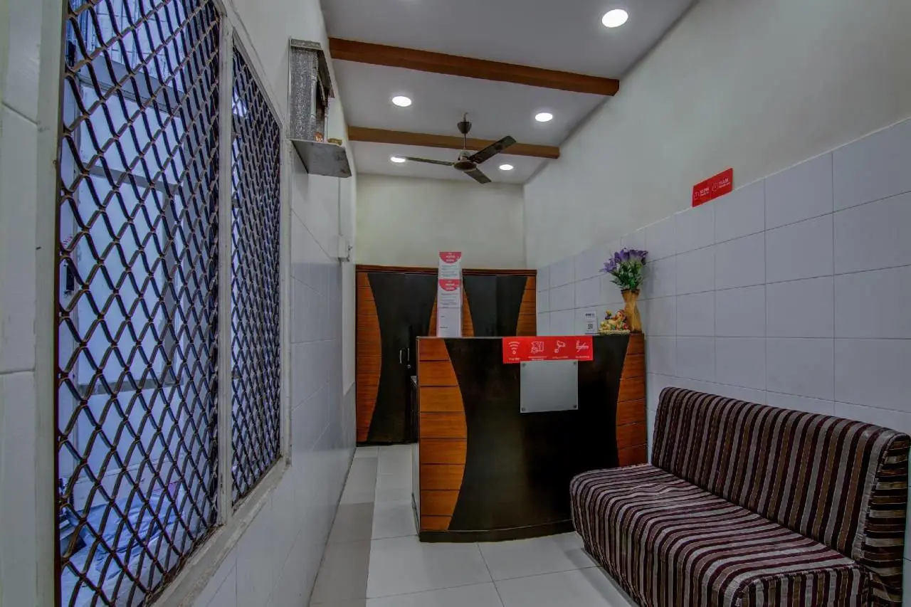 Hotel O Mayur's Residency 5