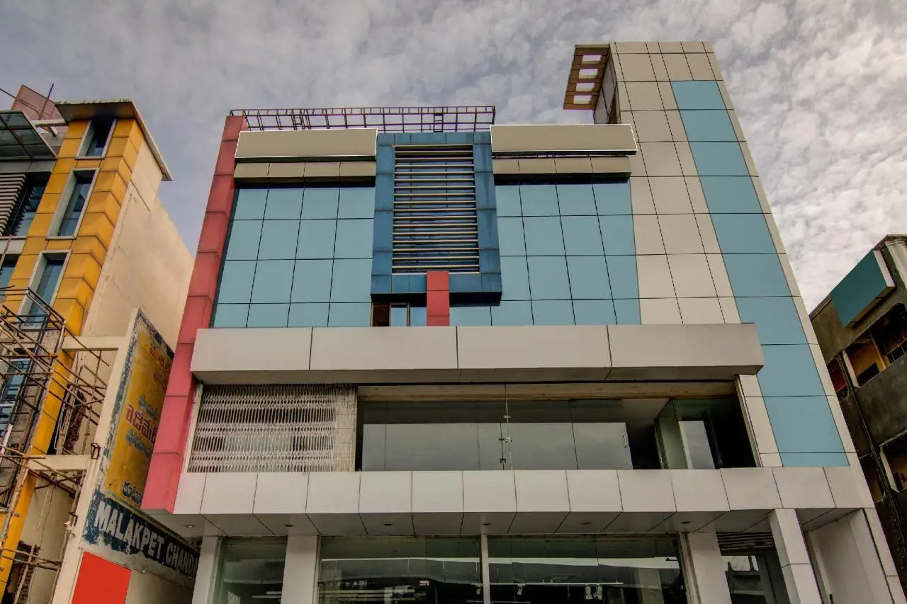 Hotel O Mayur's Residency 7